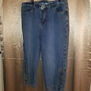 🚨 4 for $16 🚨Fun & cute stretchy capris